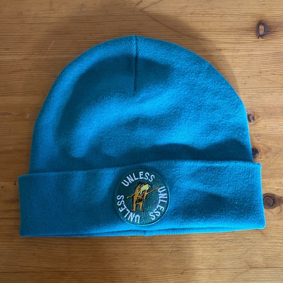 3 for 15$! NWOT Tentree organic cotton teal green Lorax beanie. - Picture 1 of 5